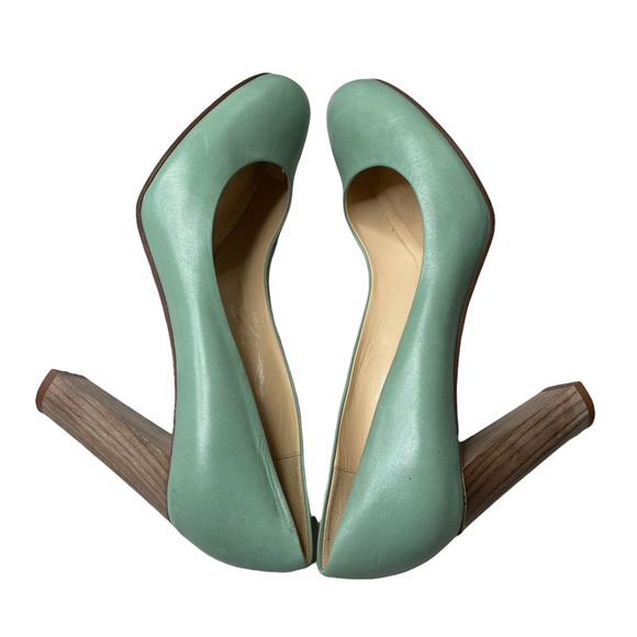 Kate Spade pumps size 10B - Picture 9 of 10